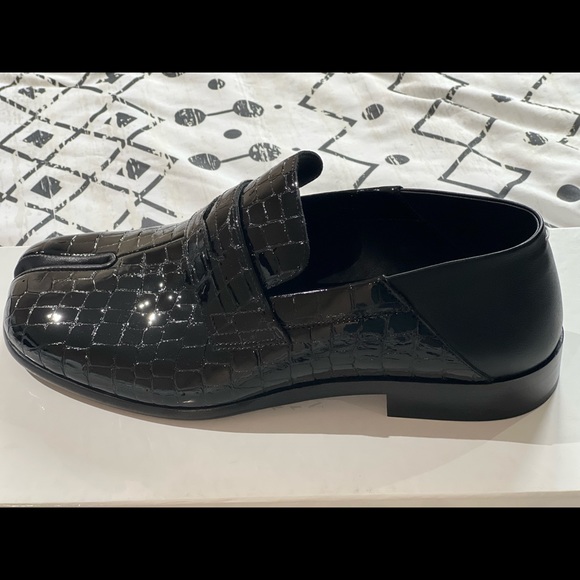 Maison Margiela Tabi Loafers Men Patent 